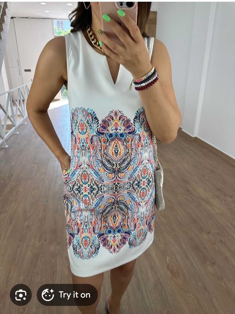 Tommy Bahama Brilliant Bazaar 100% linen shift dress. Size Large